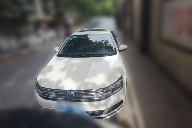 Used Volkswagen Gran Lavida 2015 230TSI DSG Comfort Edition Front