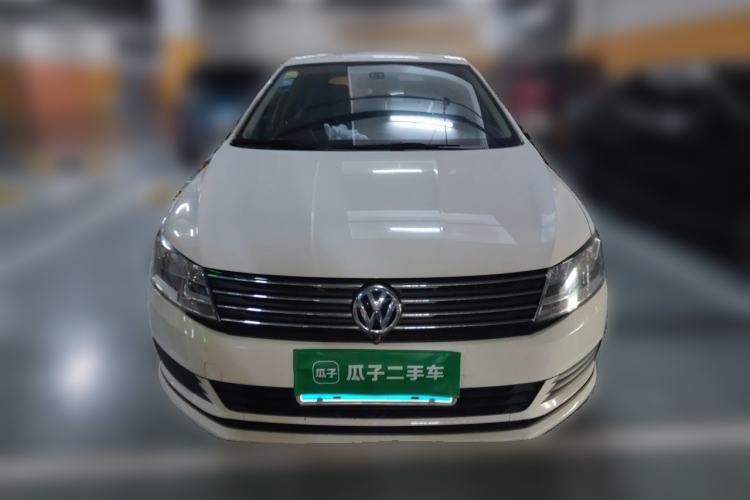 Used Volkswagen Gran Lavida 2015 1.6L Automatic Fashion Edition Front