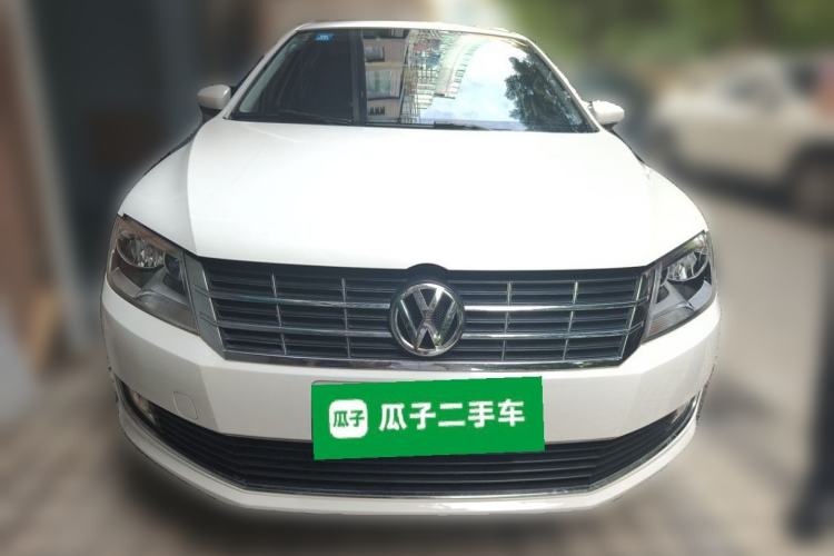 Used Volkswagen Gran Lavida 2015 1.6L Automatic Comfort Edition Front