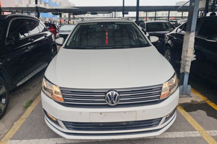 Used Volkswagen Gran Lavida 2015 1.6L Automatic Comfort Edition Front