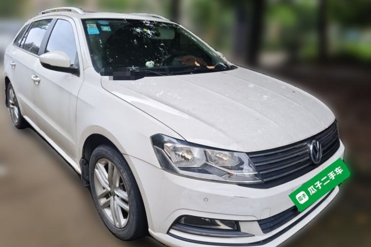 Used Volkswagen Gran Lavida 2015 1.6L Automatic Comfort Edition Front Right 45 Deg