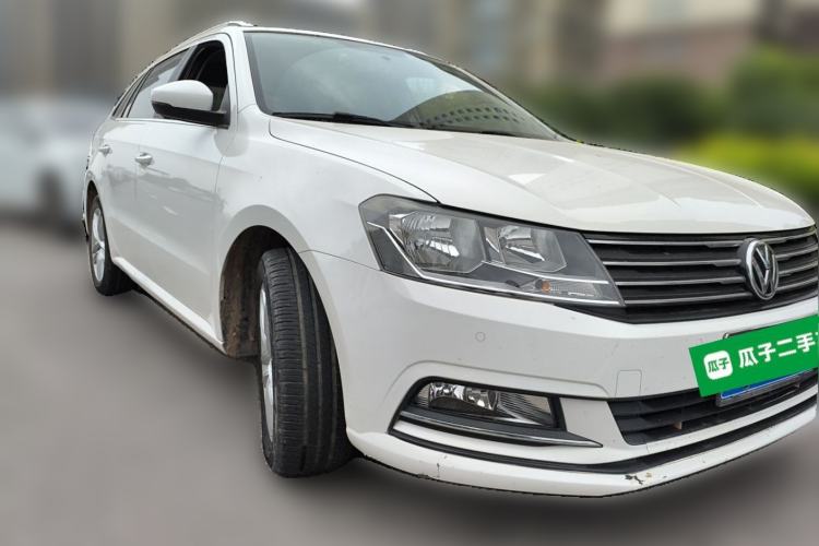 Used Volkswagen Gran Lavida 2015 1.6L Automatic Comfort Edition Front Right 45 Deg
