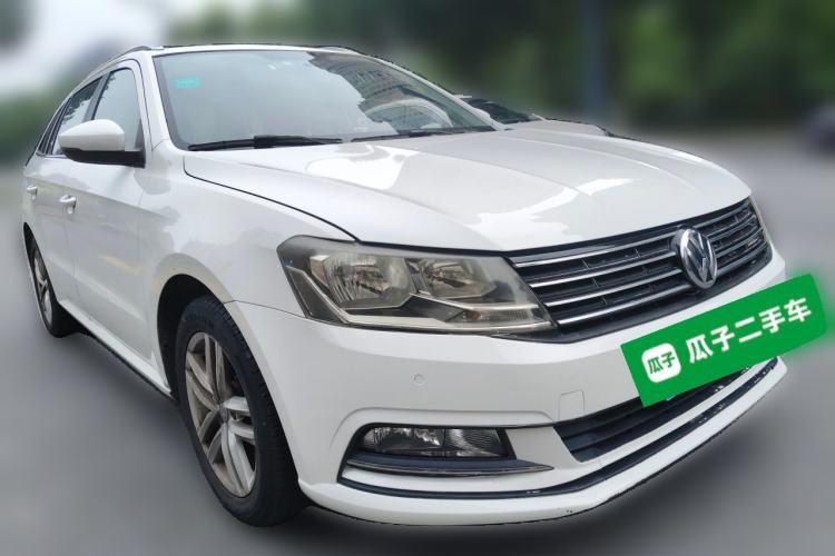 Used Volkswagen Gran Lavida 2015 1.6L Automatic Comfort Edition Front Right 45 Deg