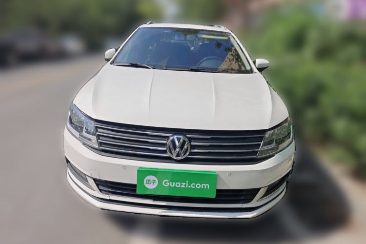 Used Volkswagen Gran Lavida 2015 1.6L Automatic Comfort Edition Front