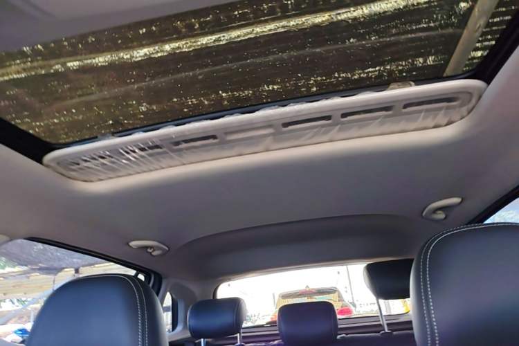 Used Volkswagen Gran Lavida 2015 230TSI DSG Comfort Edition Headliner