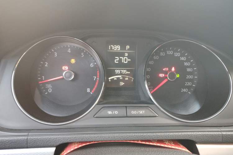 Used Volkswagen Gran Lavida 2015 230TSI DSG Comfort Edition Instrument Cluster
