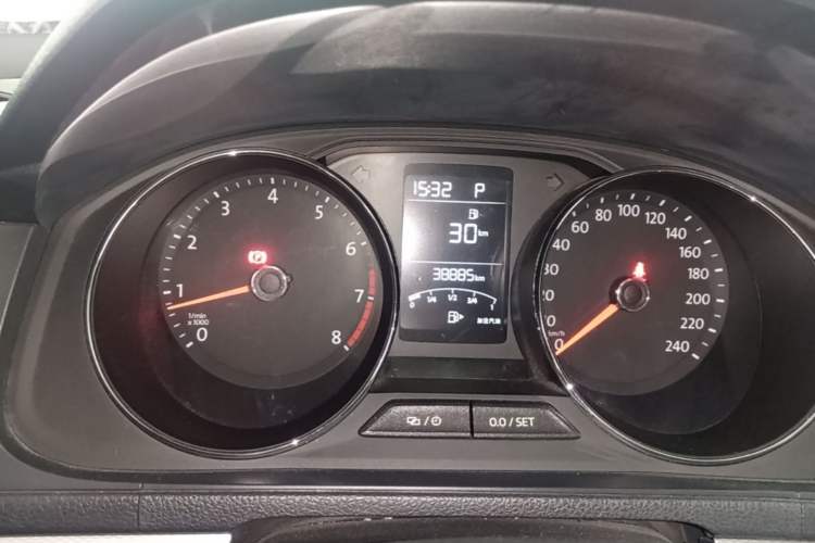 Used Volkswagen Gran Lavida 2015 230TSI DSG Comfort Edition Instrument Cluster