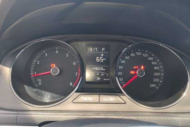 Used Volkswagen Gran Lavida 2015 1.6L Automatic Comfort Edition Instrument Cluster