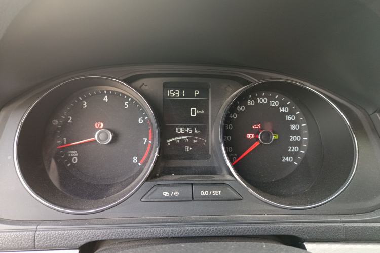 Used Volkswagen Gran Lavida 2015 230TSI DSG Comfort Edition Instrument Cluster
