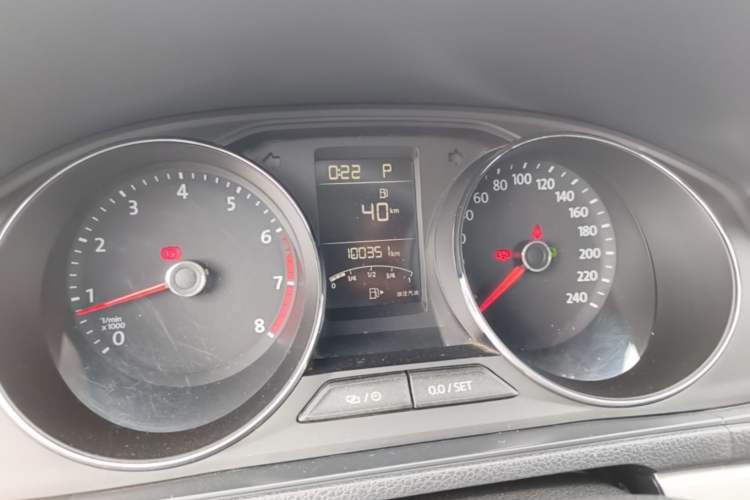 Used Volkswagen Gran Lavida 2015 230TSI DSG Comfort Edition Instrument Cluster
