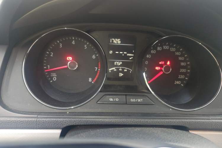 Used Volkswagen Gran Lavida 2015 1.6L Manual Comfort Edition Instrument Cluster