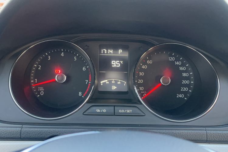 Used Volkswagen Gran Lavida 2015 230TSI DSG Comfort Edition Instrument Cluster