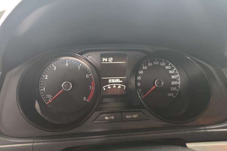 Used Volkswagen Gran Lavida 2015 1.6L Automatic Fashion Edition Instrument Cluster
