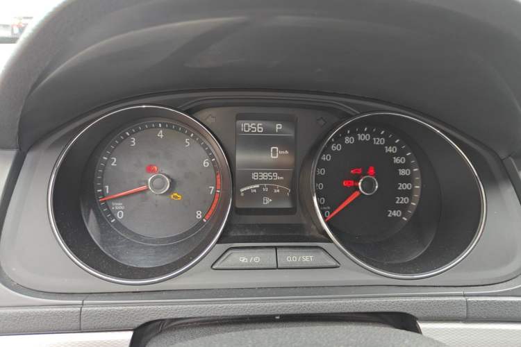 Used Volkswagen Gran Lavida 2015 230TSI DSG Comfort Edition Instrument Cluster