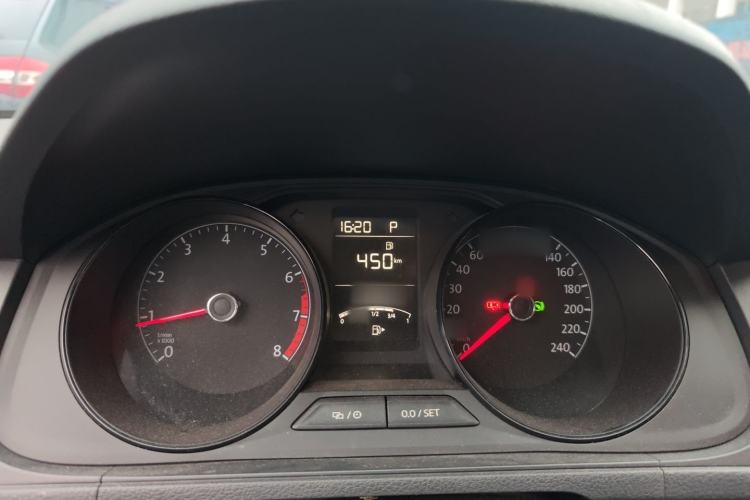 Used Volkswagen Gran Lavida 2015 1.6L Automatic Fashion Edition Instrument Cluster