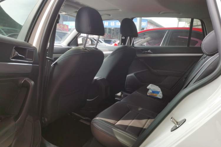 Used Volkswagen Gran Lavida 2015 230TSI DSG Comfort Edition Interior 1