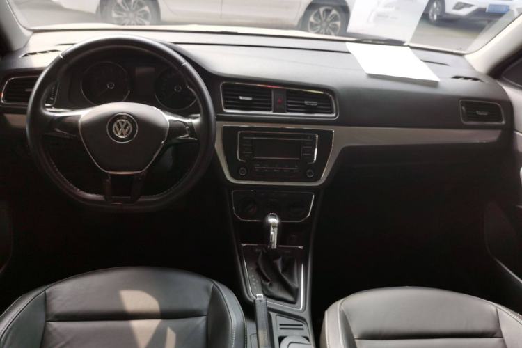 Used Volkswagen Gran Lavida 2015 230TSI DSG Comfort Edition Interior 3
