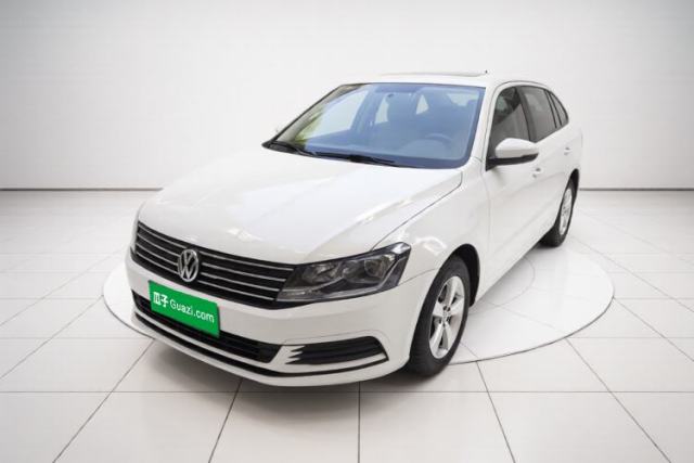 Used Volkswagen Gran Lavida 2015 1.6L Automatic Fashion Edition