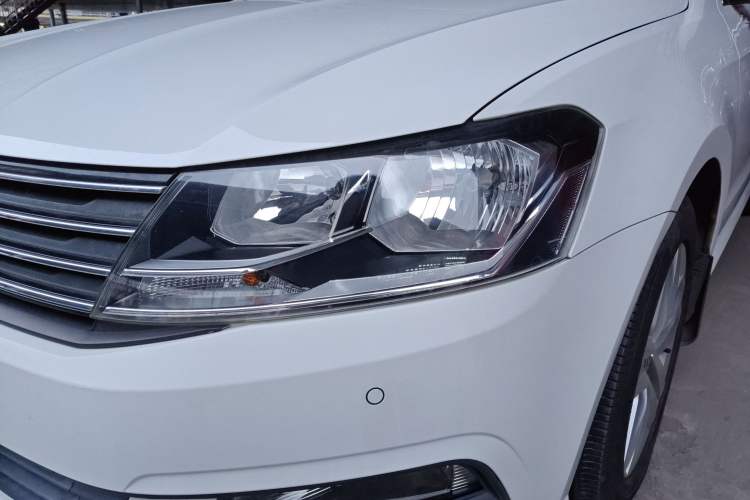 Used Volkswagen Gran Lavida 2015 230TSI DSG Comfort Edition Left Front Headlight