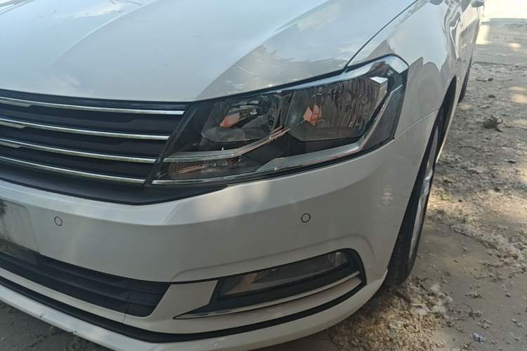 Used Volkswagen Gran Lavida 2015 230TSI DSG Comfort Edition Left Front Headlight