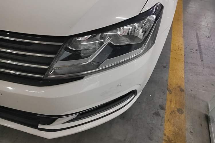 Used Volkswagen Gran Lavida 2015 230TSI DSG Comfort Edition Left Front Headlight
