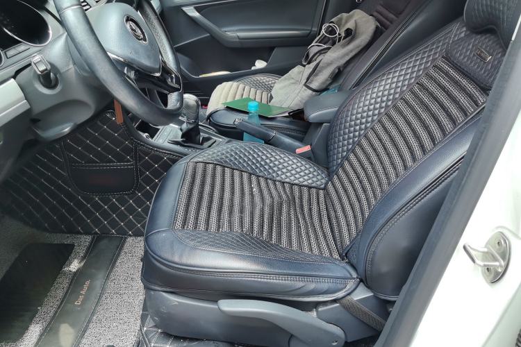 Used Volkswagen Gran Lavida 2015 1.6L Automatic Comfort Edition Left Front Seat