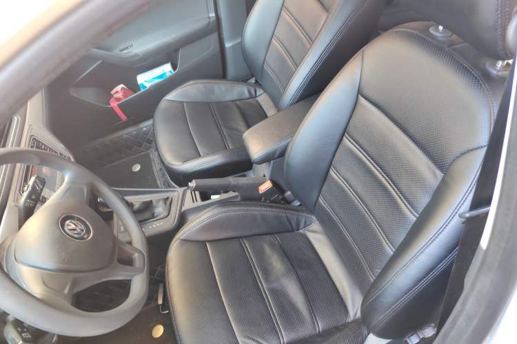 Used Volkswagen Gran Lavida 2015 1.6L Automatic Comfort Edition Left Front Seat