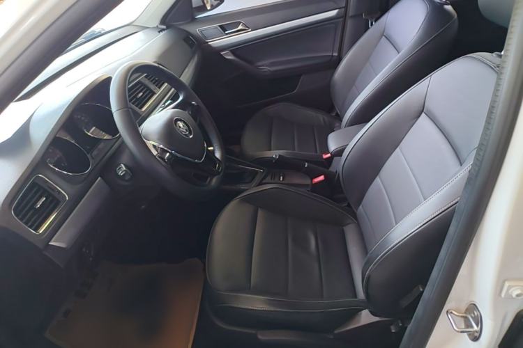 Used Volkswagen Gran Lavida 2015 230TSI DSG Comfort Edition Left Front Seat