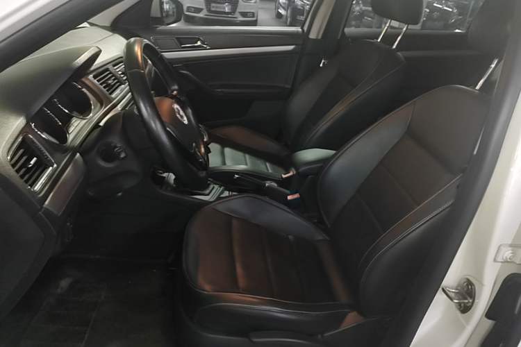 Used Volkswagen Gran Lavida 2015 230TSI DSG Comfort Edition Left Front Seat