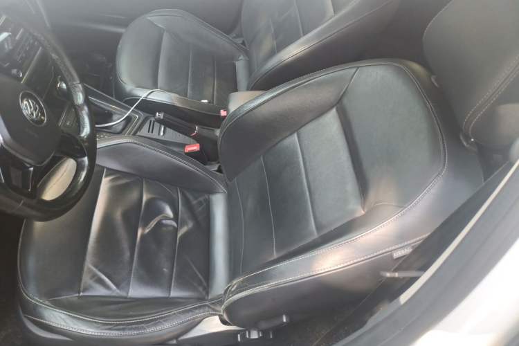 Used Volkswagen Gran Lavida 2015 230TSI DSG Comfort Edition Left Front Seat