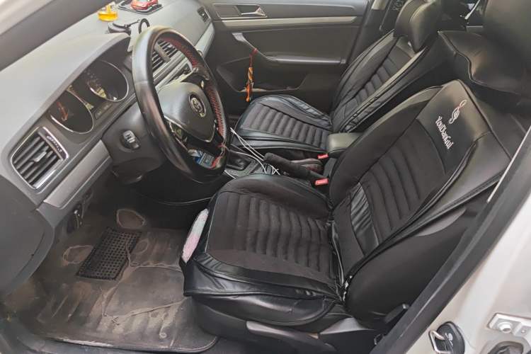 Used Volkswagen Gran Lavida 2015 1.6L Automatic Comfort Edition Left Front Seat