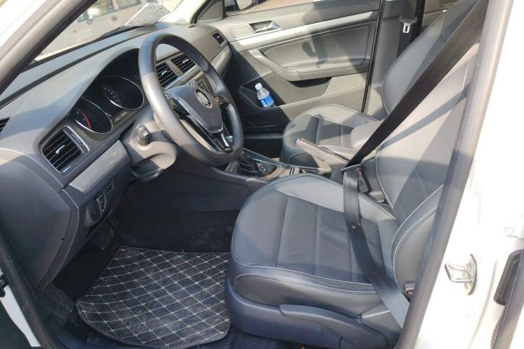Used Volkswagen Gran Lavida 2015 230TSI DSG Comfort Edition Left Front Seat