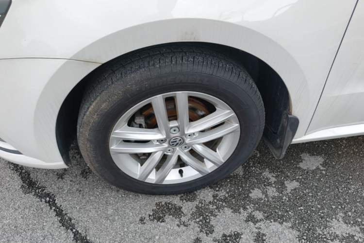 Used Volkswagen Gran Lavida 2015 230TSI DSG Comfort Edition Left Front Wheel Hub