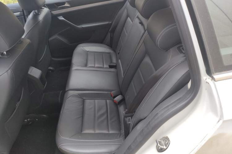 Used Volkswagen Gran Lavida 2015 1.6L Automatic Comfort Edition Left Rear Seat