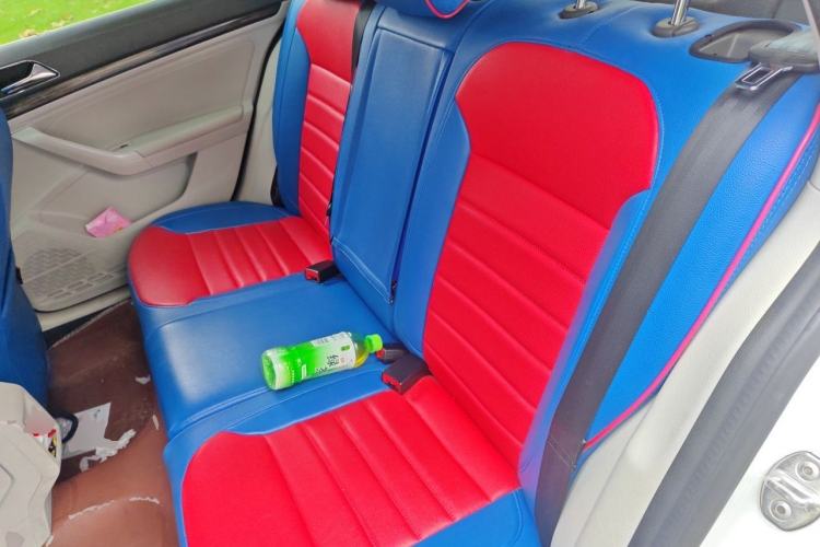 Used Volkswagen Gran Lavida 2015 1.6L Automatic Comfort Edition Left Rear Seat