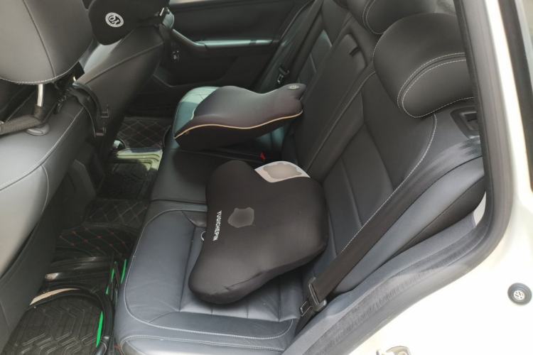 Used Volkswagen Gran Lavida 2015 1.6L Automatic Comfort Edition Left Rear Seat