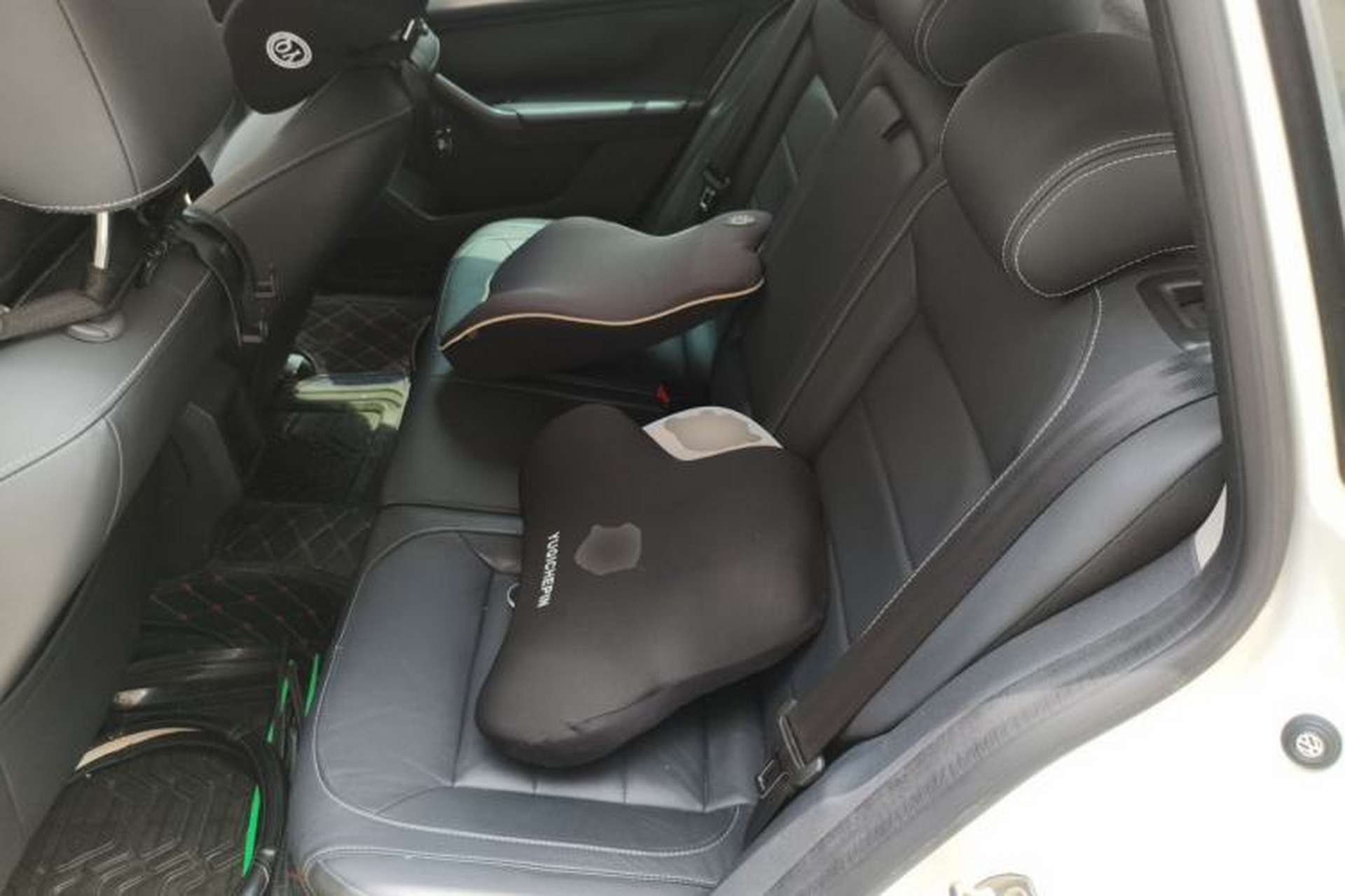 Used Volkswagen Gran Lavida 2015 1.6L Automatic Comfort Edition Left Rear Seat