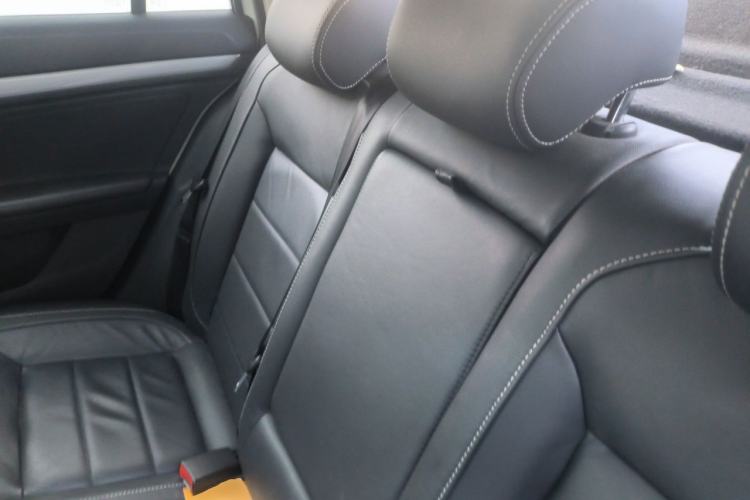 Used Volkswagen Gran Lavida 2015 1.6L Automatic Comfort Edition Left Rear Seat