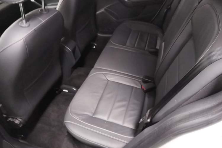 Used Volkswagen Gran Lavida 2015 1.6L Manual Comfort Edition Left Rear Seat