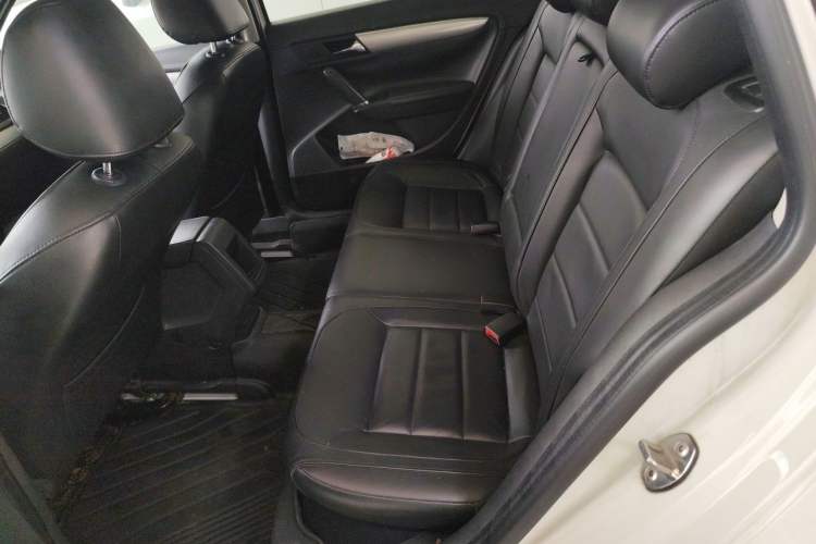 Used Volkswagen Gran Lavida 2015 230TSI Manual Comfort Edition Left Rear Seat
