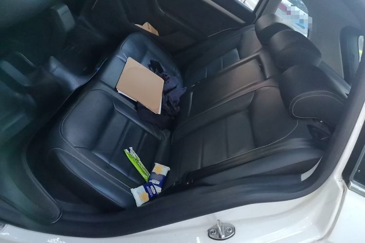 Used Volkswagen Gran Lavida 2015 1.6L Manual Comfort Edition Left Rear Seat