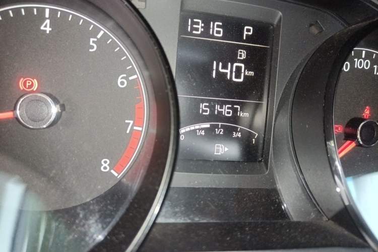 Used Volkswagen Gran Lavida 2015 1.6L Automatic Fashion Edition Odometer Close Up