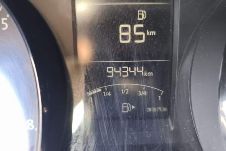 Used Volkswagen Gran Lavida 2015 1.6L Automatic Fashion Edition Odometer Close Up
