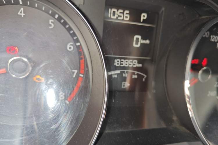 Used Volkswagen Gran Lavida 2015 230TSI DSG Comfort Edition Odometer Close Up