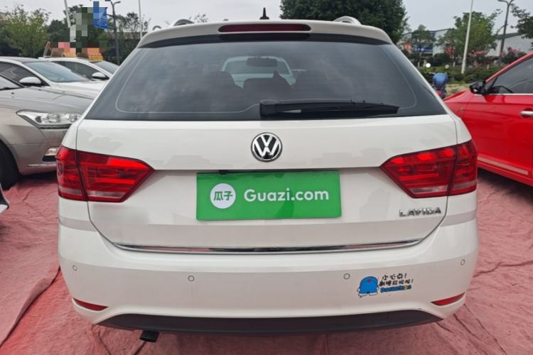 Used Volkswagen Gran Lavida 2015 1.6L Automatic Comfort Edition Rear