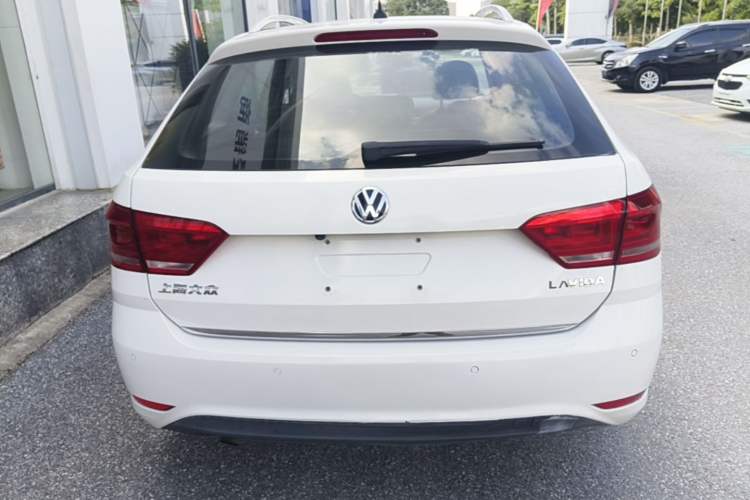 Used Volkswagen Gran Lavida 2015 1.6L Automatic Comfort Edition Rear