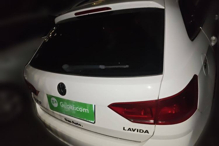 Used Volkswagen Gran Lavida 2015 1.6L Automatic Comfort Edition Rear