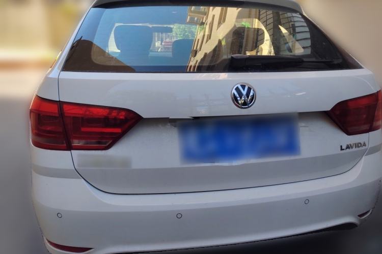 Used Volkswagen Gran Lavida 2015 1.6L Automatic Comfort Edition Rear