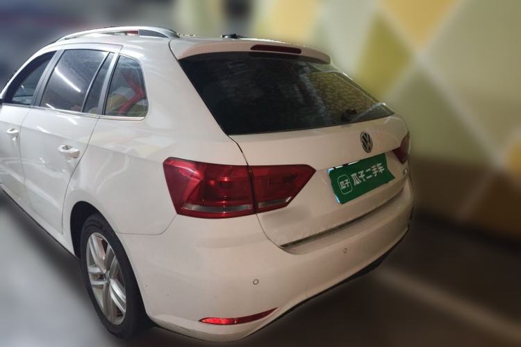 Used Volkswagen Gran Lavida 2015 1.6L Automatic Comfort Edition Rear
