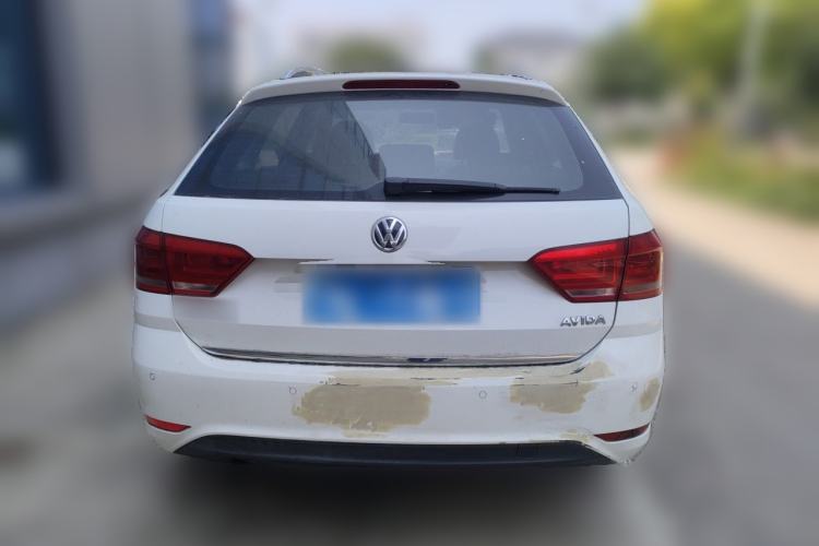 Used Volkswagen Gran Lavida 2015 1.6L Automatic Comfort Edition Rear